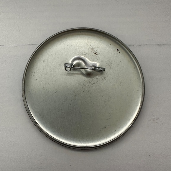 Disneyland Happily Ever After Pin - Picture 3 of 3